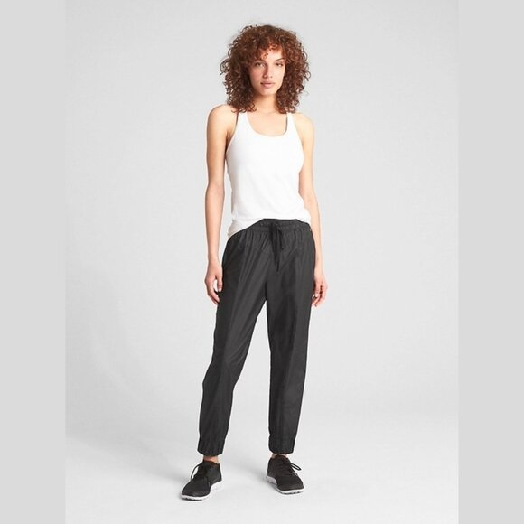 GAP GapFit Joggers with Zip Detailing Large - Picture 4 of 11